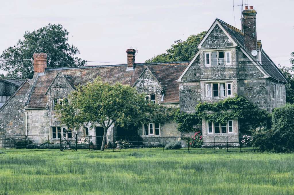 The Importance of Choosing a Certified Chimney Sweep in Cambridge